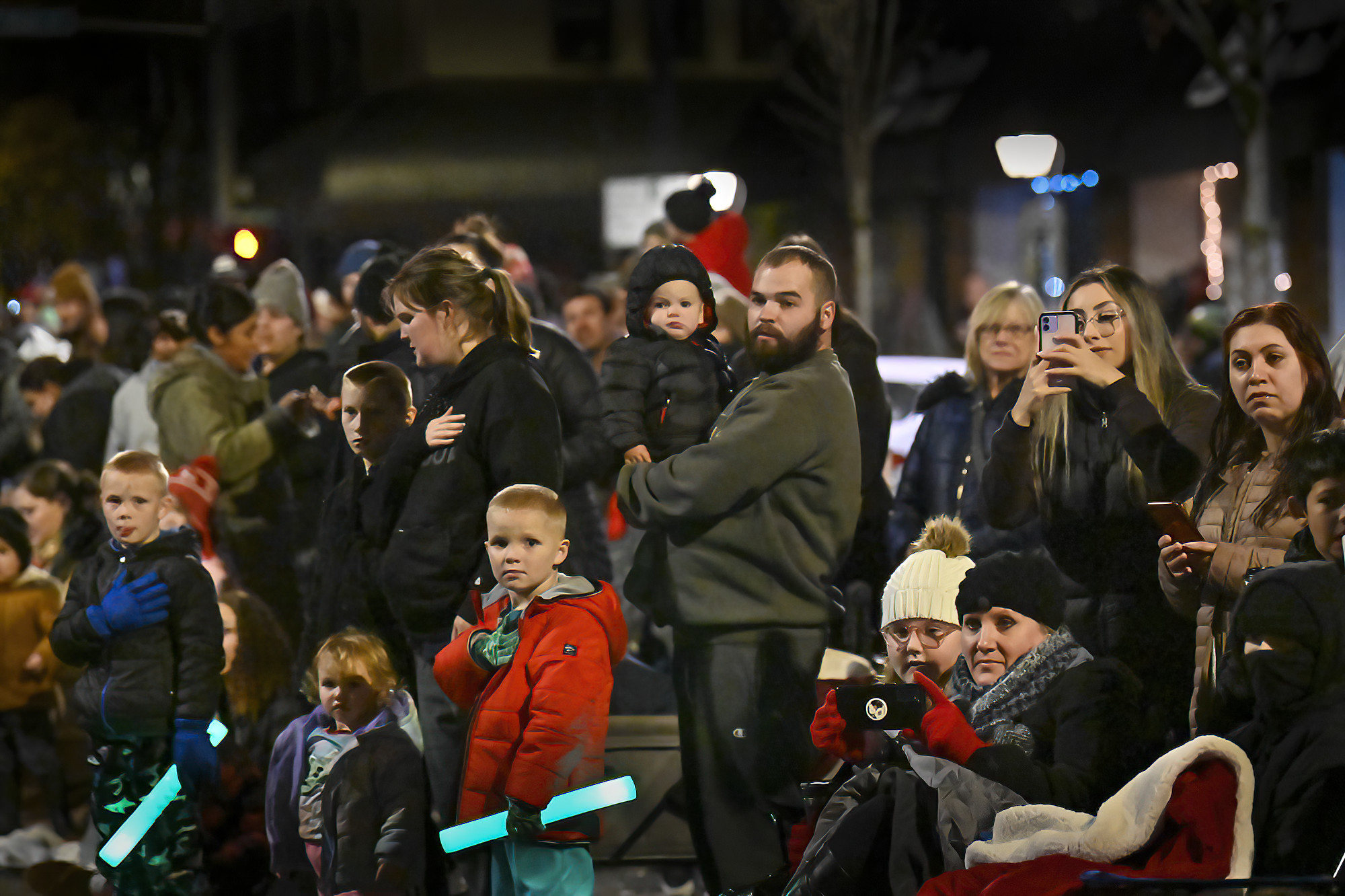 PHOTOS Salem turns out for Holiday Parade Salem Reporter