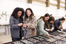 Salem Vintage Market — THE GREAT JUNK HUNT