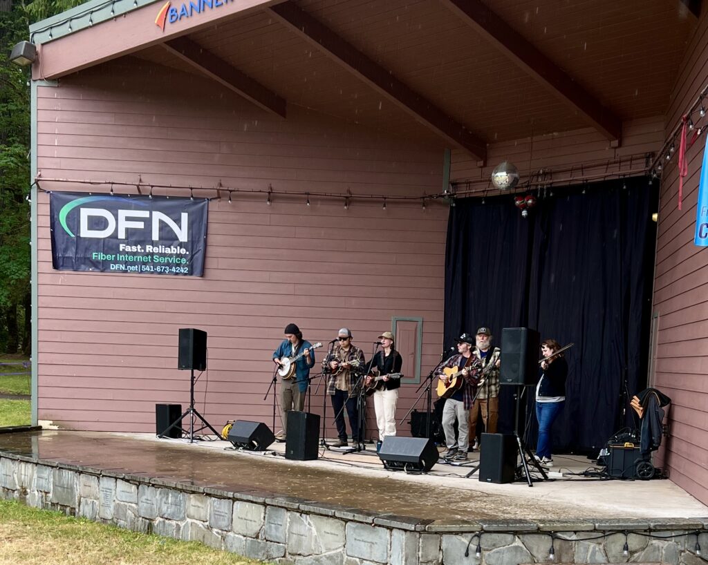 Rock The Park – Free Concerts at Greenwaters Park, Oakridge
